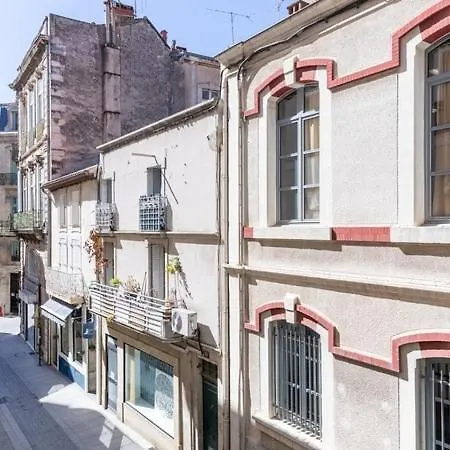 Apartment Spacious 3 Bedrooms Flat In Town Center *